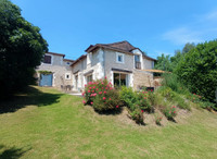 Propriété à vendre à Neuvic, Dordogne - 415 000 € - photo n°2