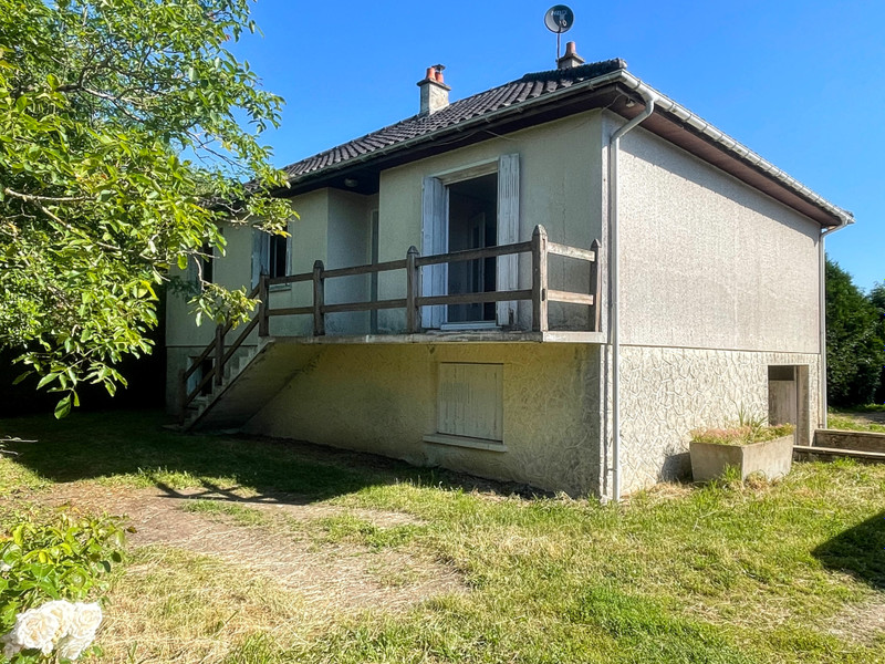 French property for sale in Luchapt, Vienne - €82,500 - photo 1