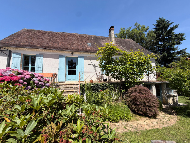 French property for sale in Sarrazac, Dordogne - €194,400 - photo 0