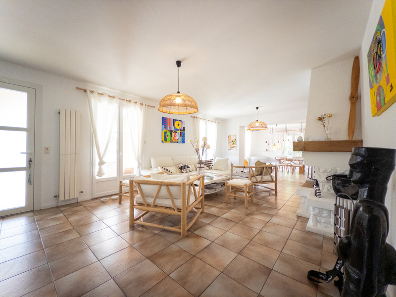 French property for sale in Neffiès, Hérault - €550,000 - photo 5