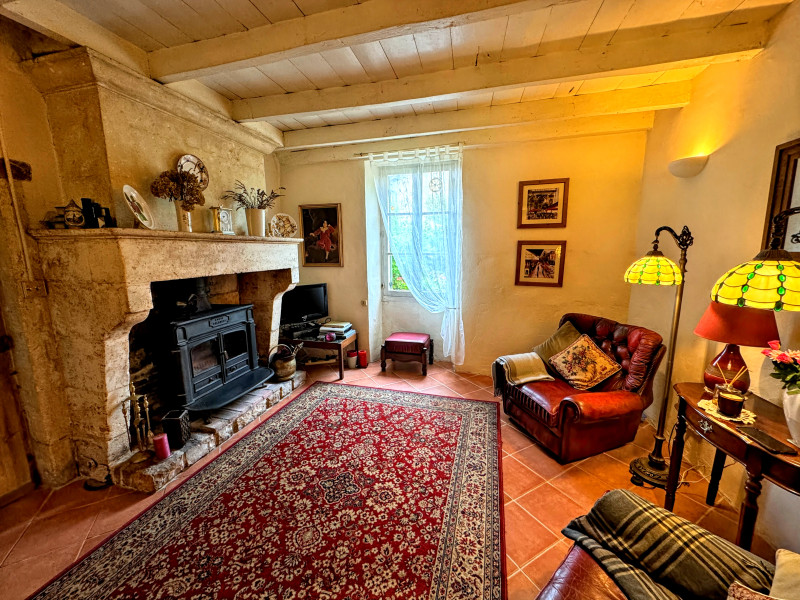 French property for sale in Bellon, Charente - €162,000 - photo 5