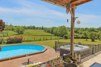 Propriété à vendre à Beugnon-Thireuil, Deux-Sèvres - 275 000 € - photo n°2