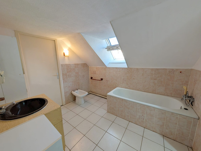 French property for sale in Saint-Julien-le-Châtel, Creuse - €56,600 - photo 9
