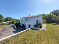 Maison à vendre à Dignac, Charente - 199.900 € - photo 5