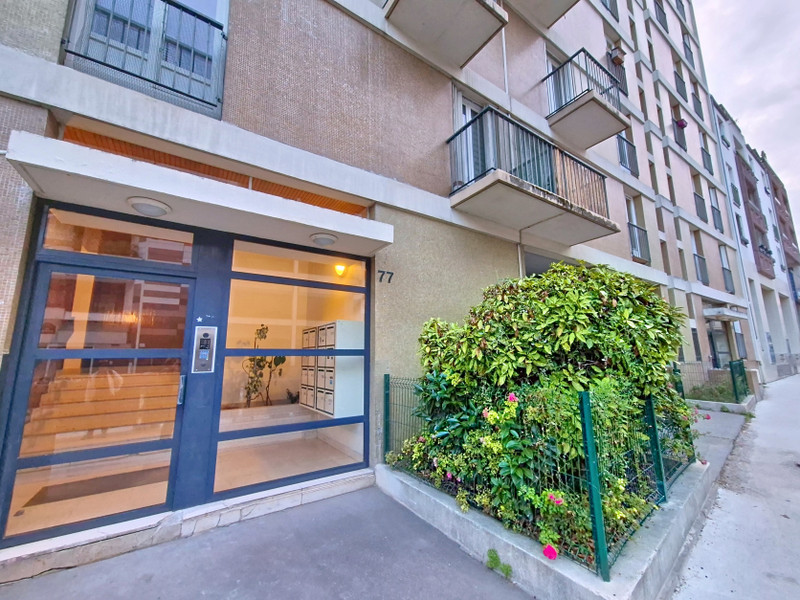 French property for sale in Paris, Paris - €345,000 - photo 9