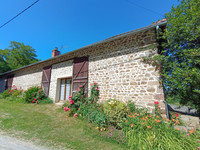 Propriété à vendre à Auzances, Creuse - 318 000 € - photo n°2