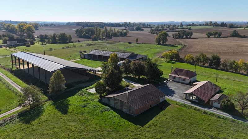 French property for sale in Mazières-Naresse, Lot-et-Garonne - €780,000 - photo 0