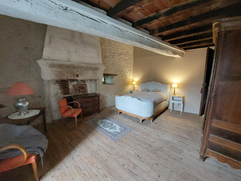 French property for sale in Villebois-Lavalette, Charente - €180,000 - photo 5