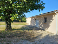 Maison à vendre à Benest, Charente - 235.400 € - photo 9