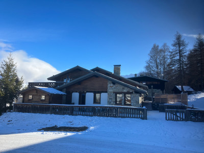 Propriété de ski à vendre à  - 1 190 000 €