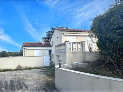 French property for sale in Gensac-la-Pallue, Charente - €477,000 - photo 2