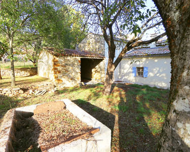 French property for sale in Rustrel, Vaucluse - €690,000 - photo 5