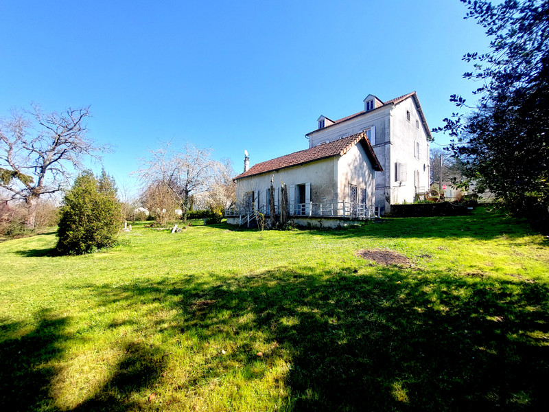 French property for sale in Bussière-Badil, Dordogne - €256,800 - photo 2