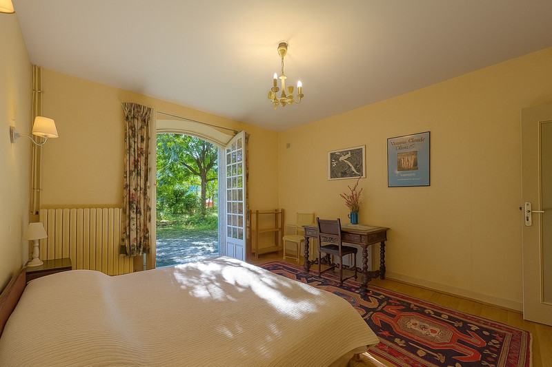 French property for sale in Villars, Dordogne - €205,200 - photo 5