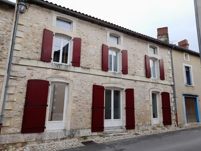 Maison à vendre à Archigny, Vienne, Poitou-Charentes, avec Leggett Immobilier