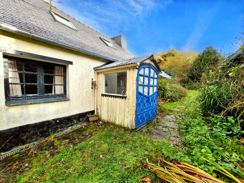French property for sale in Trébrivan, Côtes-d'Armor - €93,500 - photo 0