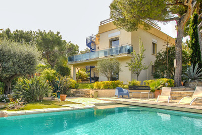Maison à vendre à Cassis, Bouches-du-Rhône, PACA, avec Leggett Immobilier