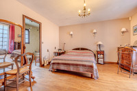Maison à vendre à Uzerche, Corrèze - 326.300 € - photo 8