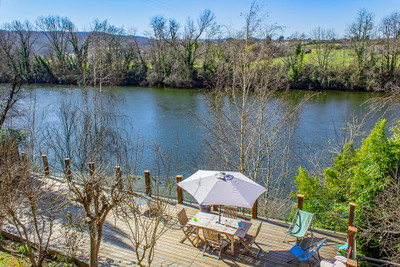 French property for sale in Puy-l'Évêque, Lot - €345,000 - photo 2