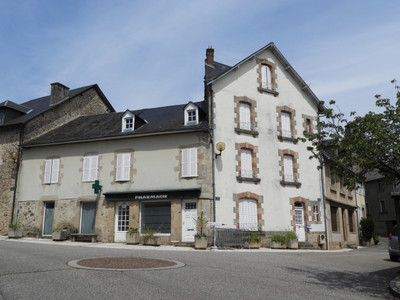 Maison à vendre à Chamberet, Corrèze, Limousin, avec Leggett Immobilier