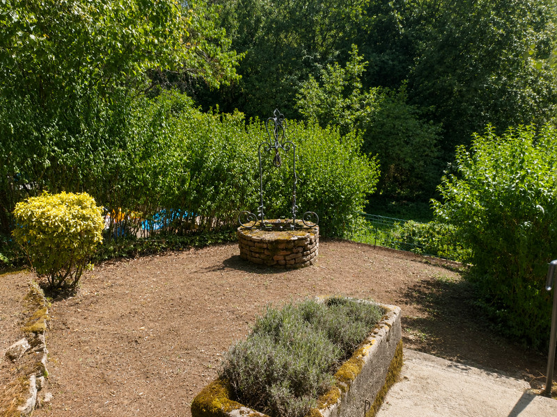 French property for sale in Semur-en-Auxois, Côte-d'Or - €255,000 - photo 2