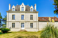Chateau à vendre à Coussay-les-Bois, Vienne - 499.000 € - photo 2