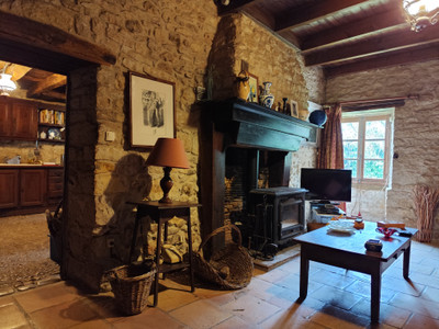 French property for sale in Beaulieu-sur-Sonnette, Charente - €130,800 - photo 5