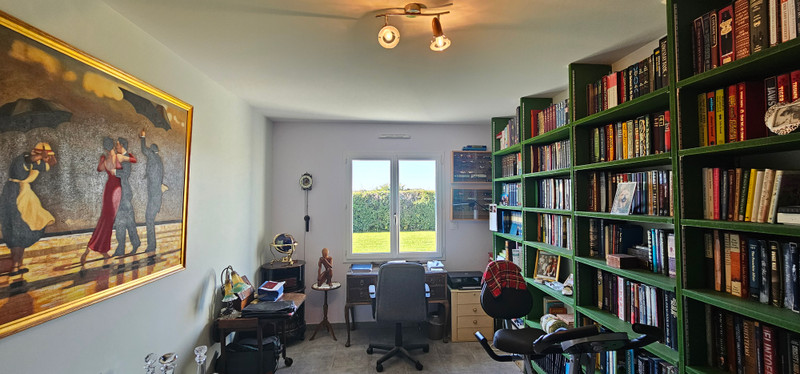 French property for sale in Fontenay-le-Comte, Vendée - €325,000 - photo 8