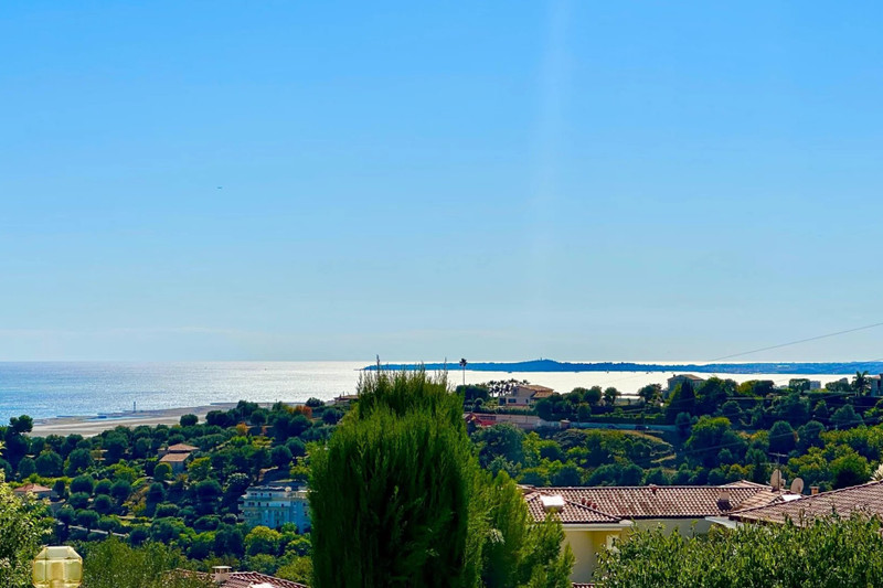 French property for sale in Nice, Alpes-Maritimes - €849,000 - photo 0