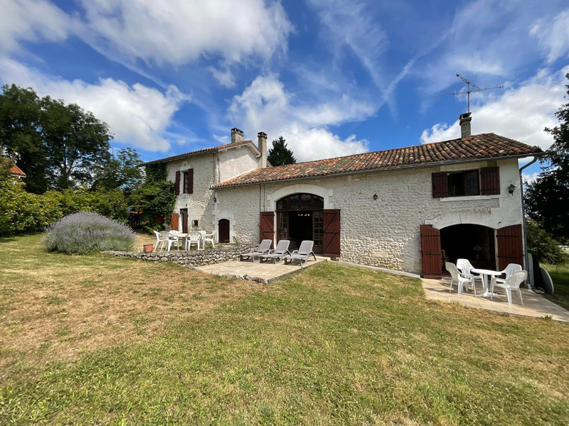 Maison à vendre à Villetoureix, Dordogne - 295.000 € - photo 1