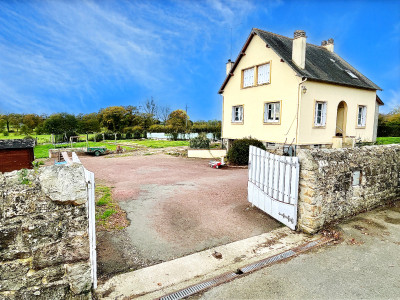 house for sale in Mayenne