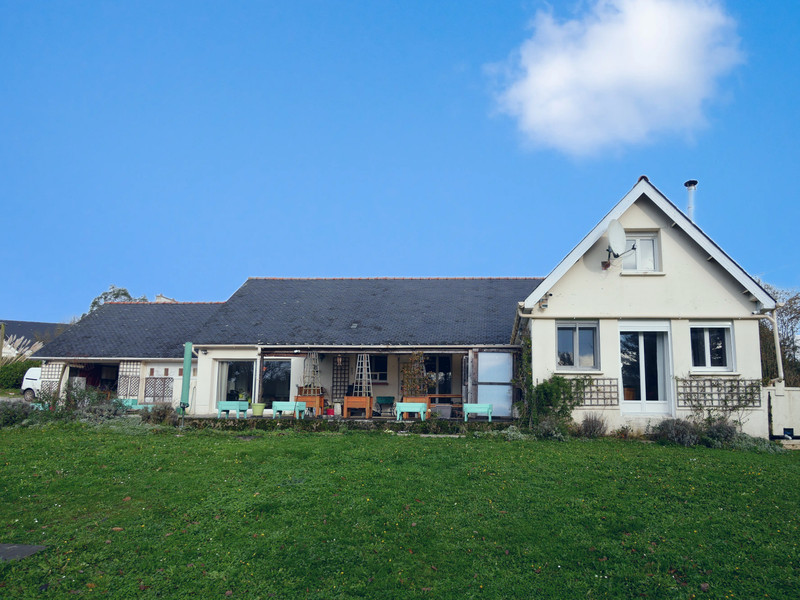 Maison à vendre à Landeleau, Finistère - 288 900 € - photo 1