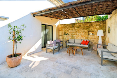 French property for sale in Uzès, Gard - €1,490,000 - photo 4