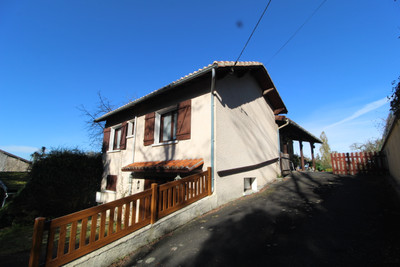 French property for sale in Chirac, Charente - €118,995 - photo 1
