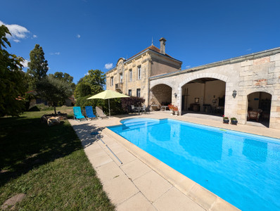 Outstanding Maison de Maître  1850 - 2 Gites - Pool - Mature Garden - Private Setting - Outbuildings - DPE A