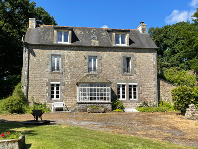 Maison à vendre à Plouguernével, Côtes-d'Armor, Bretagne, avec Leggett Immobilier