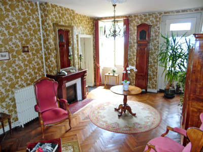 French property for sale in Bourg, Gironde - €498,200 - photo 9