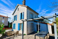Propriété à vendre à Montembœuf, Charente - 130 800 € - photo n°1