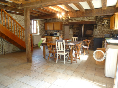 French property for sale in Bussière-Dunoise, Creuse - €109,000 - photo 3