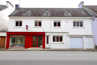 Commerce à vendre à Roudouallec, Morbihan, Bretagne, avec Leggett Immobilier