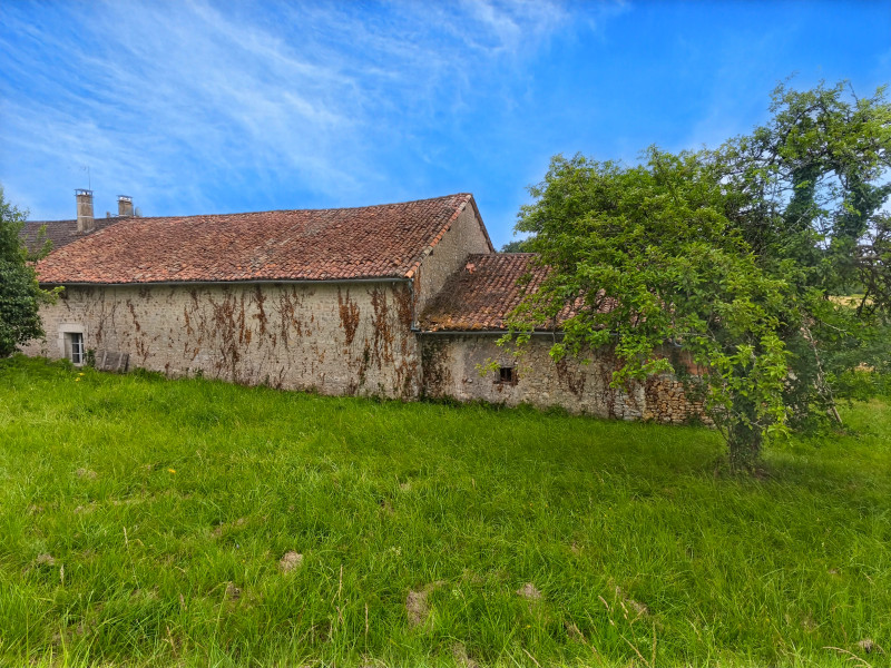 French property for sale in Varaignes, Dordogne - €41,600 - photo 1