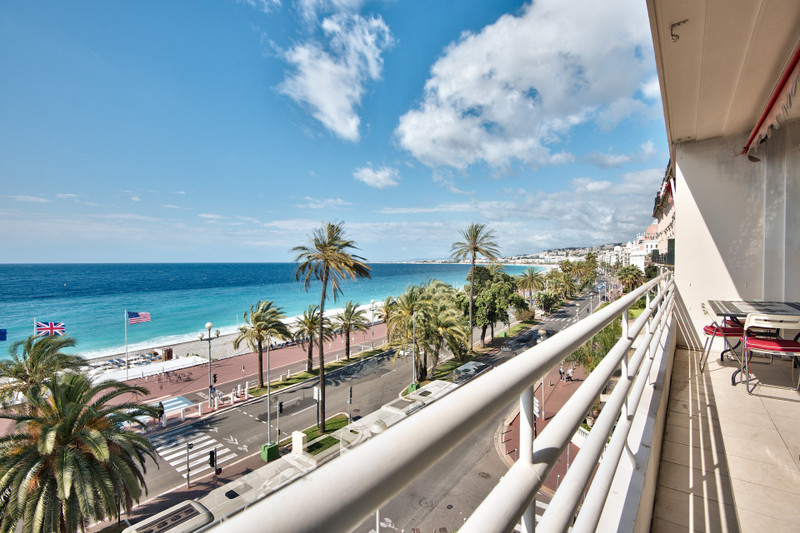 French property for sale in Nice, Alpes-Maritimes - €960,000 - photo 1