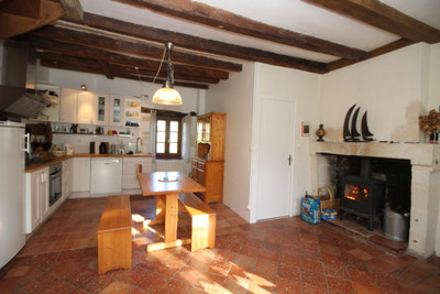 French property for sale in Villeloin-Coulangé, Indre-et-Loire - €112,320 - photo 1