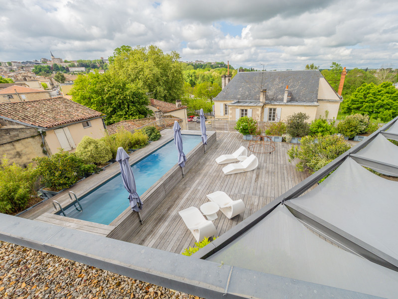 French property for sale in Angoulême, Charente - €689,000 - photo 0