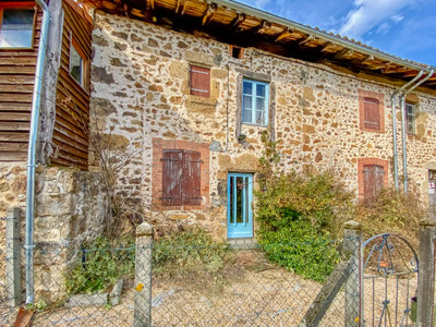 Maison à vendre à Vayres, Haute-Vienne, Limousin, avec Leggett Immobilier
