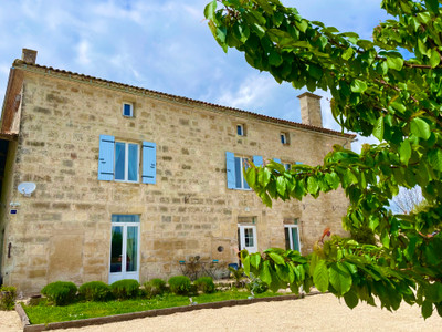 Maison à vendre à Alloinay, Deux-Sèvres, Poitou-Charentes, avec Leggett Immobilier