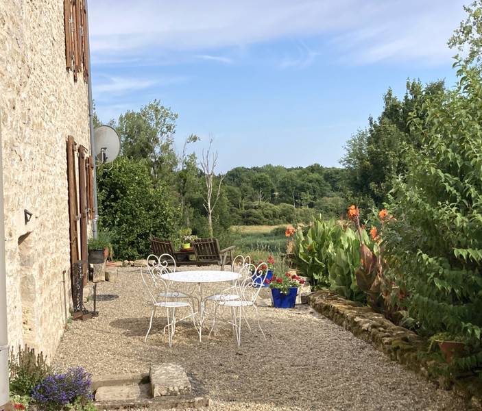 French property for sale in Payroux, Vienne - €246,000 - photo 6