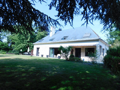 French property for sale in Roye, Somme - €540,000 - photo 1