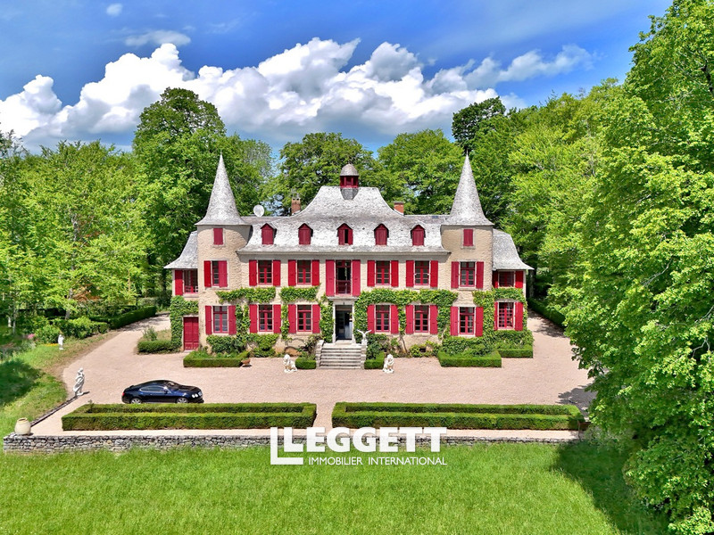 Château 25 pièce(s), SAINT-PIERRE-DE-TRIVISY