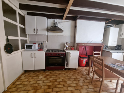 French property for sale in Chabanais, Charente - €61,000 - photo 3